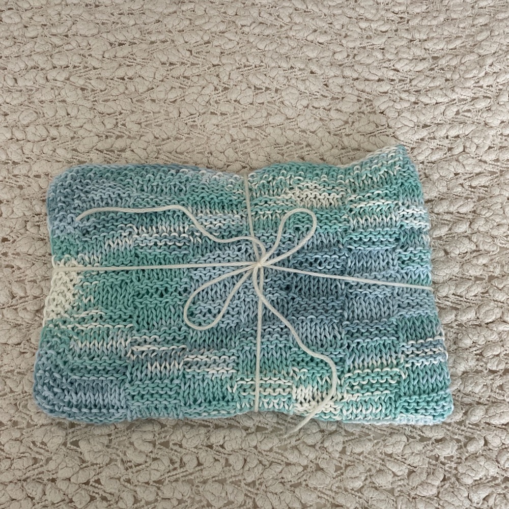 New hand knit neutral gender light blue baby blanket